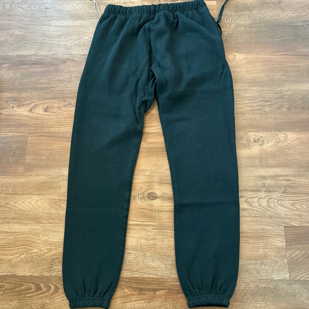 Authentic Fear of God Essentials Stretch Limo SS22 Sweatpants Size Medium NWT - Picture 7 of 9